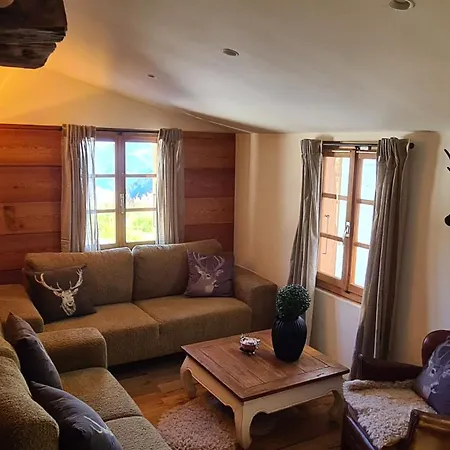 Charmantes - Le Mazot Ovronnaz