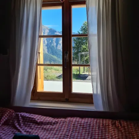 Apartment Charmantes - Le Mazot Ovronnaz